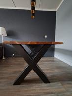 Massief houten eettafel met stalen frame, Huis en Inrichting, Tafels | Eettafels, Ophalen, 50 tot 100 cm, Zo goed als nieuw, 150 tot 200 cm