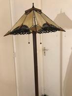 Staande Tiffany lamp., Huis en Inrichting, Lampen | Vloerlampen, Verzenden, Zo goed als nieuw, 150 tot 200 cm