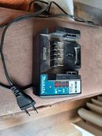 Makita acculader, Ophalen of Verzenden, Zo goed als nieuw