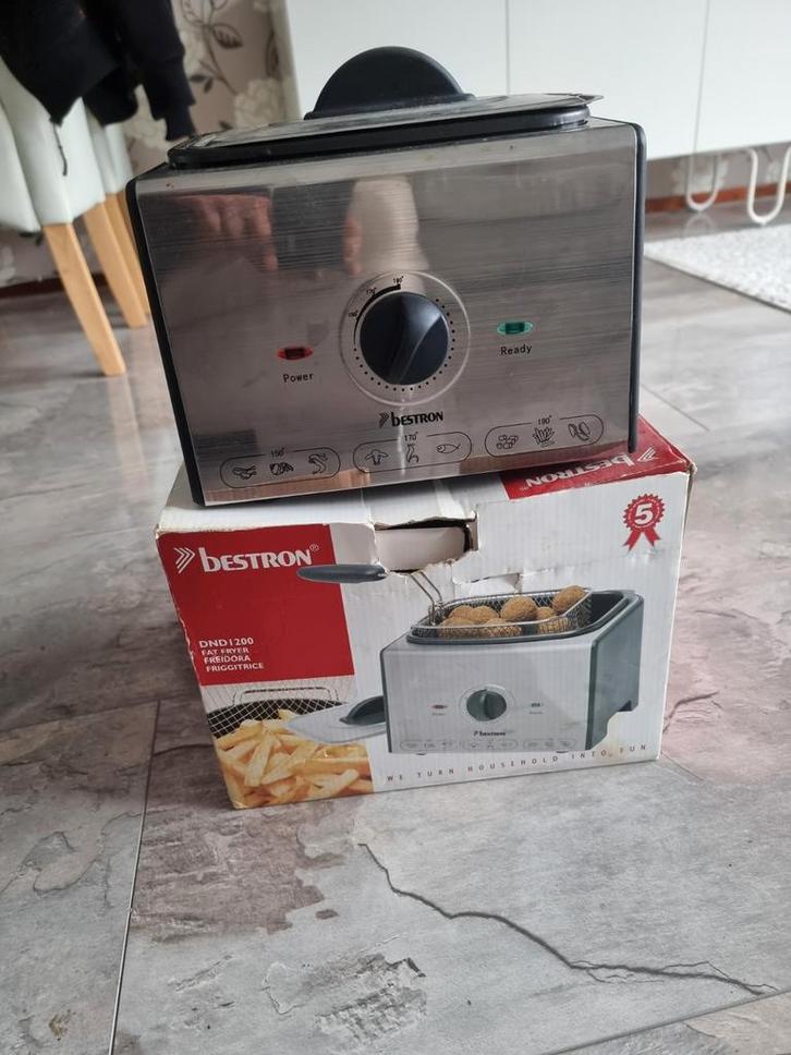 Bestron Friteuse - Zo goed als nieuw!, Witgoed en Apparatuur, Frituurpannen, Zo goed als nieuw, 1 tot 2 liter, Uitneembare binnenpan