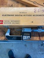 Digitale Micrometer 25-50mm, Ophalen of Verzenden, Gebruikt, Overige meters
