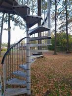 wenteltrap 2.8 meter hoog gegalvaniseerd, Doe-het-zelf en Verbouw, Ladders en Trappen, Ophalen, Gebruikt, Trap, 2 tot 4 meter