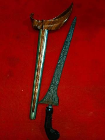 Antieke Keris Jalak Ruwoh Pamor Ron Pakis Ladrang Solo SVC92 beschikbaar voor biedingen