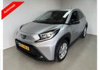 Toyota Aygo X 1.0 VVT-i S-CVT Envy Automaat Apple Carplay St, Stof, Gebruikt, Met garantie (alle), 4 stoelen