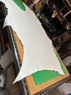 Witte kleur leer lap 1.5 mm dik soepel A-481, Hobby en Vrije tijd, Stoffen en Lappen, Leer of Kunstleer, Ophalen of Verzenden