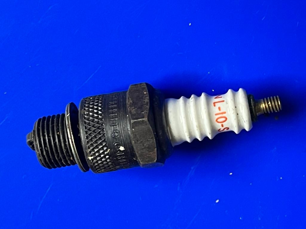 Vintage Champion L-10-S bougie oltimer /motor, Verzamelen, Ophalen of Verzenden, Gebruikt, Motoren