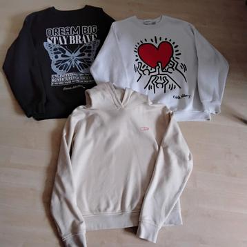 Hoodie en 2 sweatshirts in prima staat.  Maat 164-170  beschikbaar voor biedingen