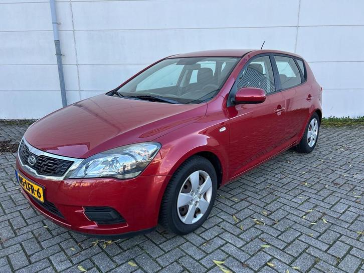 Kia Cee'd 1.4 CVVT X-tra Airco Centraal Vergrendeling Trekha, Auto's, Kia, Bedrijf, Te koop, (Pro) Cee d, ABS, Airbags, Airconditioning