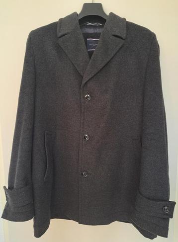 Tommy Hilfiger winterjas beschikbaar voor biedingen