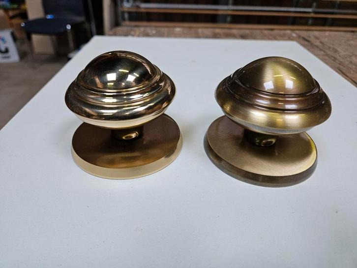 Messing voordeurknoppen k800, Doe-het-zelf en Verbouw, Hang- en Sluitwerk, Zo goed als nieuw, Koper of Messing, Ophalen of Verzenden