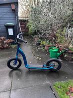 Blauwe step met luchtbanden en handrem, Fietsen en Brommers, Steps, Ophalen, Zo goed als nieuw, Gewone step