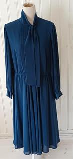 Prachtig blauw jurkje van FINK       maat 44, Kleding | Dames, Zo goed als nieuw, Knielengte, Verzenden, Blauw