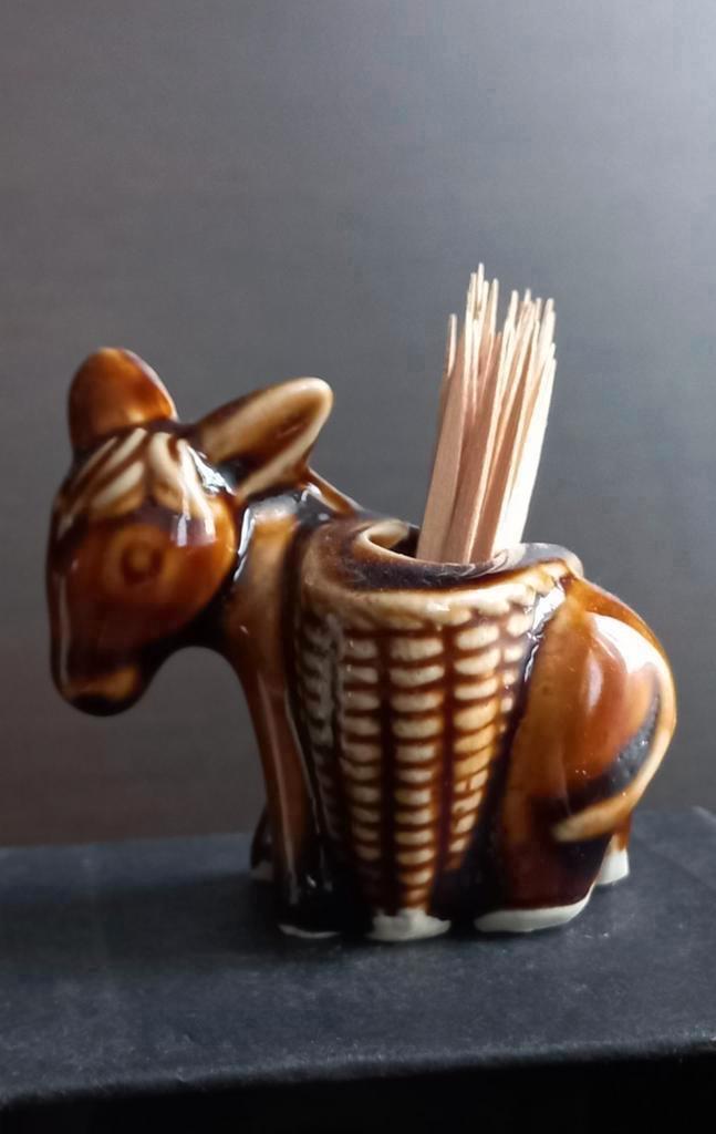 VINTAGE PRIKKER-HOUDER ALS EZEL VORMGEGEVEN, Antiek en Kunst, Antiek | Keramiek en Aardewerk, Ophalen of Verzenden