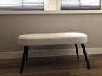 Bankje/krukje/tafeltje offwhite boucle nieuw, Huis en Inrichting, Banken | Voetenbanken en Poefen, Ophalen, Minder dan 50 cm, Nieuw