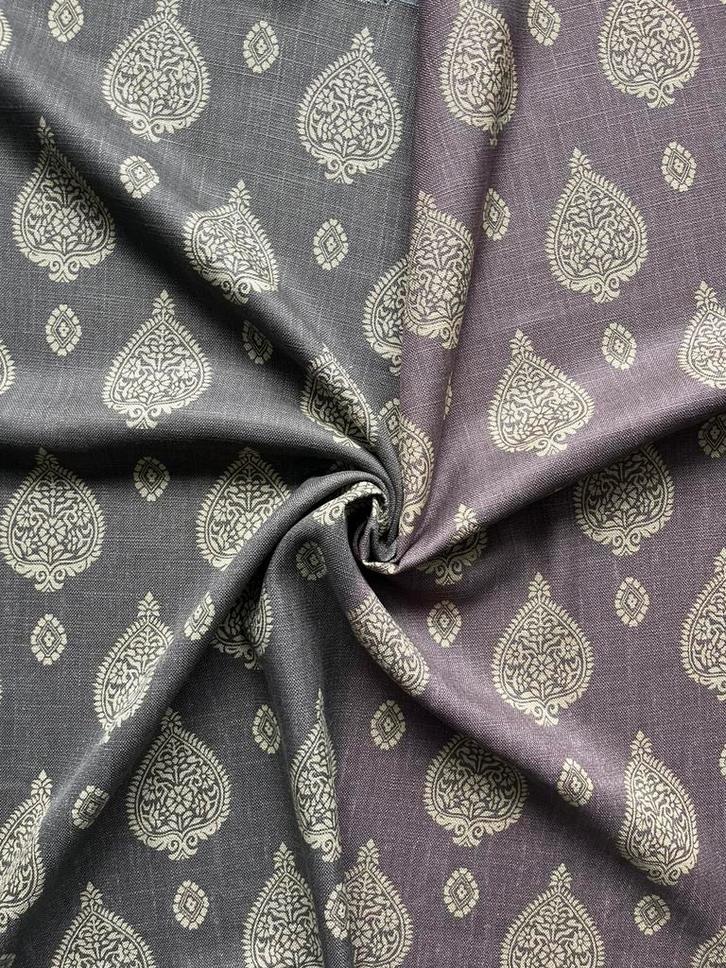 ‘MALAYA’ by ‘THE DESIGN ARCHIVES’, Hobby en Vrije tijd, Stoffen en Lappen, Gebruikt, Linnen, 120 cm of meer, 30 tot 200 cm, Overige kleuren