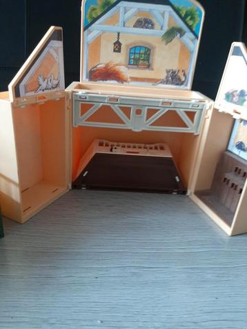 Playmobile stallen beschikbaar voor biedingen