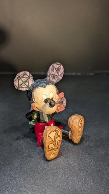 4054284- Mickey Mouse met bloemenboeket, Disney traditions beschikbaar voor biedingen