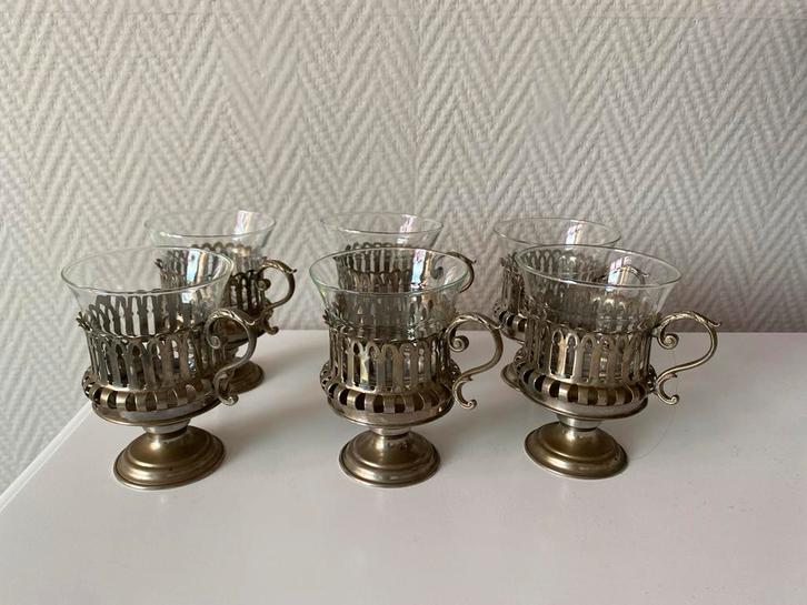 Antieke theeglazen met mooie  houders, Antiek en Kunst, Antiek | Glas en Kristal, Ophalen of Verzenden