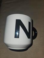 Mok met letter N, Keramiek, Nieuw, Ophalen of Verzenden, Effen