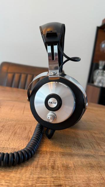 Vintage Akai ASE-30 beschikbaar voor biedingen