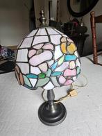 Tiffany glas-in-lood lamp, Huis en Inrichting, Minder dan 50 cm, Glas, Ophalen of Verzenden, Zo goed als nieuw