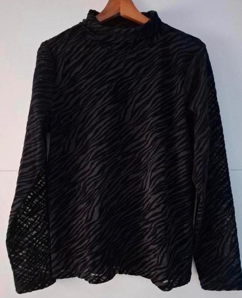 Top met zwart fluwelen zebraprint Elvira maat L/40, Kleding | Dames, Tops, Nieuw, Maat 38/40 (M), Zwart, Lange mouw, Ophalen of Verzenden
