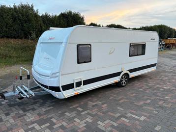 Dethleffs Camper 530FSK/3x Stapelbed/Truma Mover/Thule 6300 beschikbaar voor biedingen