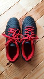 Kipsta zaalschoenen / gymschoenen/ sportschoenen maat 34, Ophalen of Verzenden, Zo goed als nieuw, Sportschoenen