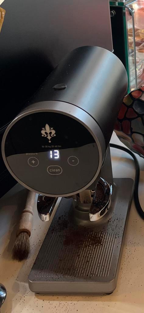 Automatische tamper, Witgoed en Apparatuur, Koffiezetapparaten, Zo goed als nieuw, Gemalen koffie, Espresso apparaat, 1 kopje