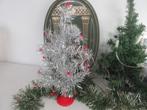 Antieke, oude mini kerstboom van tinsel met versiering, Ophalen of Verzenden, Gebruikt