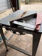 Te koop aangeboden gebruikte zaagtafel., Doe-het-zelf en Verbouw, Gereedschap | Zaagmachines, Ophalen, Zo goed als nieuw, 30 tot 70 mm