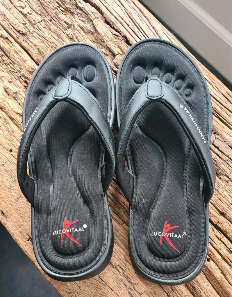 ≥ Lucovitaal Orthopedische slippers zwart 39-40 — Schoenen
