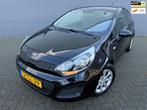 Kia Rio 1.2 CVVT ComfortLine*AIRCO*APK*NAP*ELKT-RAAM*, Auto's, Kia, Euro 5, 4 cilinders, Zwart, Origineel Nederlands