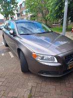 Volvo V70 T4 132KW Aut. 2012 Grijs, Auto's, Volvo, 1596 cc, Beige, 4 cilinders, 179 pk