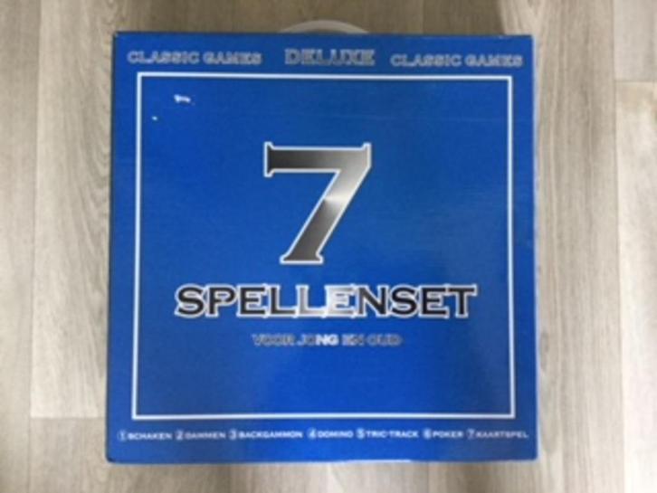 7 Spellenset, Hobby en Vrije tijd, Gezelschapsspellen | Bordspellen, Zo goed als nieuw, Een of twee spelers, Drie of vier spelers