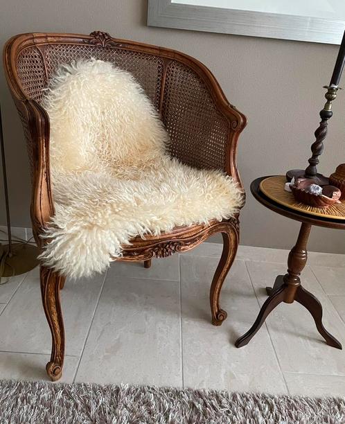 Louis XV antiek Franse houten stoel met webbing, Antiek en Kunst, Antiek | Meubels | Stoelen en Banken, Ophalen