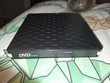 DVD speler en brander beschikbaar voor biedingen