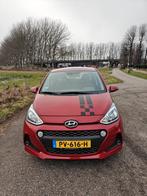 Hyundai i10 09-2017 Navigatie Cruise Control Climat rood, Voorwielaandrijving, Stof, 4 stoelen, Origineel Nederlands