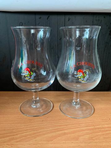 2 verschillende oude La Chouffe bierglazen 25 cl beschikbaar voor biedingen