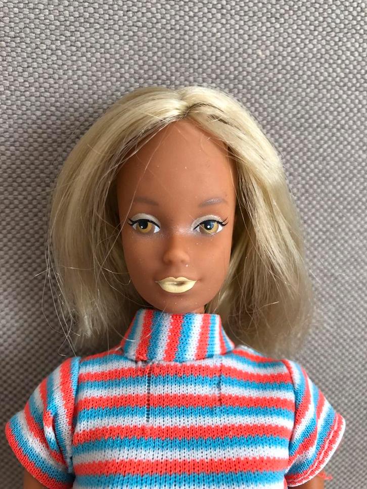 Super Linna, barbie clone Kelley Yellowstone vintage., Verzamelen, Poppen, Zo goed als nieuw, Verzenden