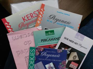 Pergamano boekjes en perkament papier beschikbaar voor biedingen