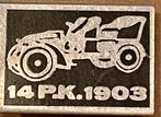 Vintage Auto - Speldje 14 P.K. 1903, Verzamelen, Speldjes, Pins en Buttons, Ophalen of Verzenden