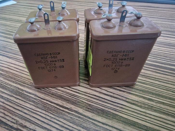 4x Russische KBG 0.24uF 1000V Papier Condensatoren NOS, Hobby en Vrije tijd, Elektronica-componenten, Nieuw, Ophalen of Verzenden