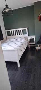 Hemnes bed, Ophalen, Zo goed als nieuw, Tweepersoons