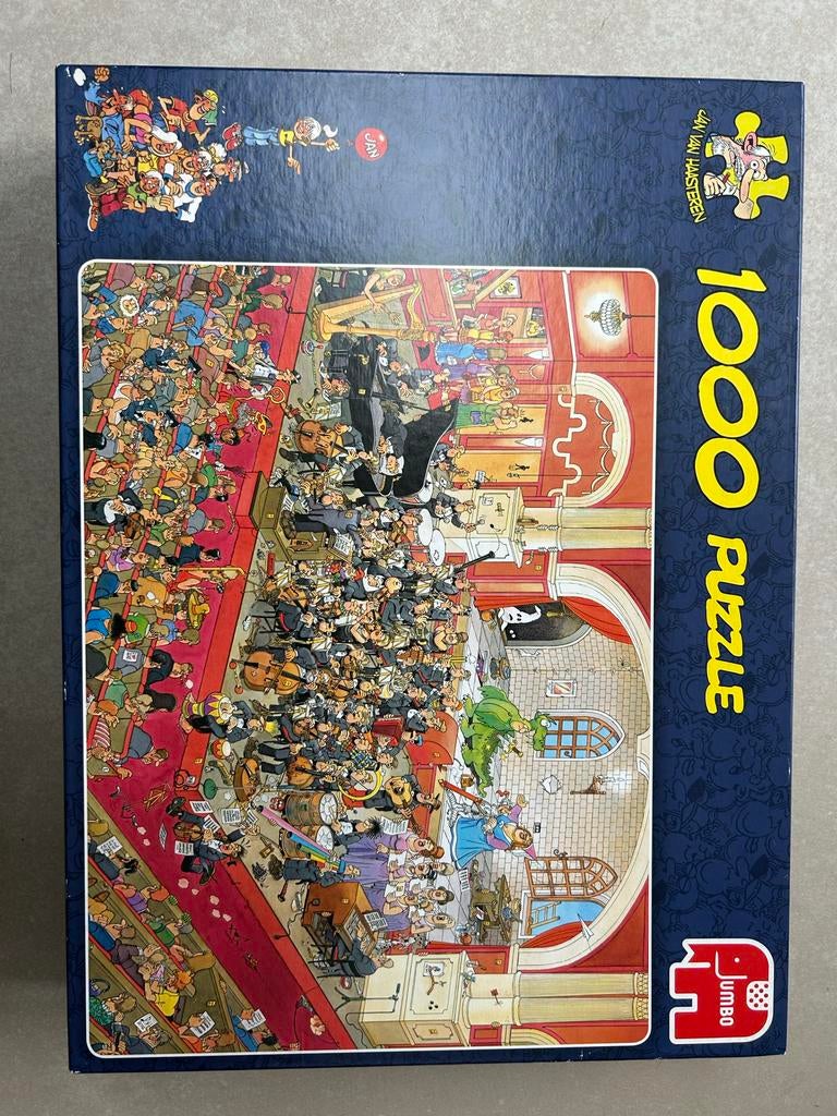 Jan van Haasteren - De Opera - 1000 Stukjes, Hobby en Vrije tijd, Denksport en Puzzels, Ophalen of Verzenden, 500 t/m 1500 stukjes