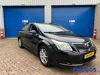 Toyota Avensis 1.6 VVTi Comfort * Airco * Trekhaak * I.Z.G.S, Voorwielaandrijving, 15 km/l, 1340 kg, 4 cilinders