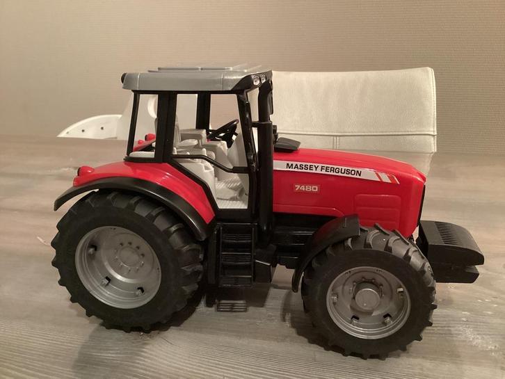 Bruder Massey Ferguson 7480 trekker, Kinderen en Baby's, Speelgoed | Speelgoedvoertuigen, Zo goed als nieuw, Ophalen of Verzenden