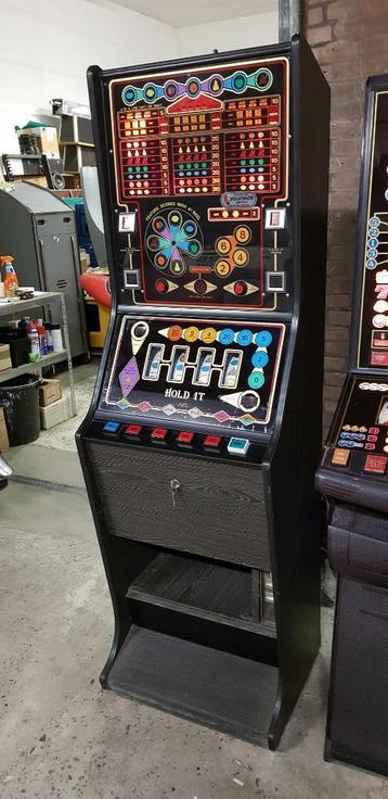 Fruitautomaat gokkast Hold it beschikbaar voor biedingen