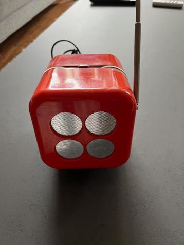 Design vintage Dario & Mario Bellini Siemens Cube radio  beschikbaar voor biedingen