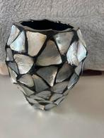Mooie parelmoer vaas, Huis en Inrichting, Woonaccessoires | Vazen, Ophalen, Overige materialen, Overige kleuren, Zo goed als nieuw